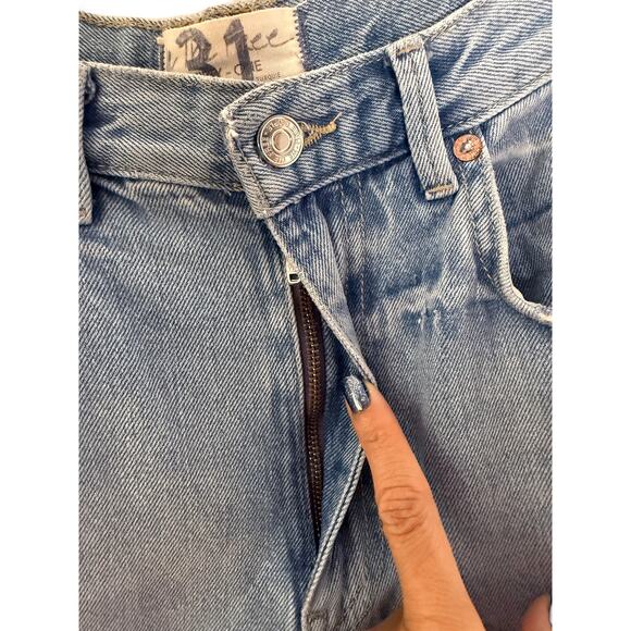 Free People We Free Womens Light Wash Blue Jeans Denim Straight Leg 31 Classic - Picture 5 of 10